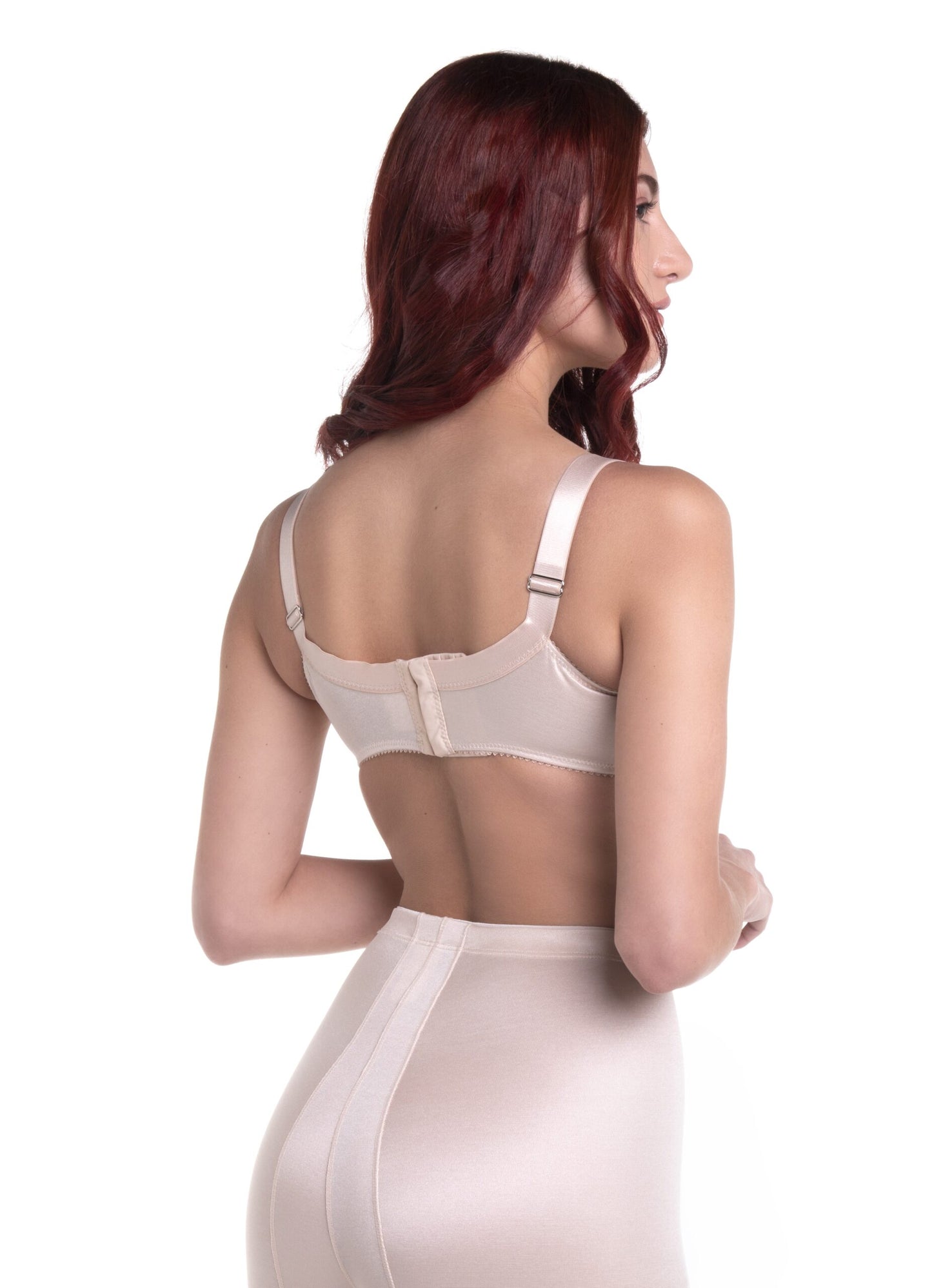 Brasier con realce natural, sin aros ref. Raquel